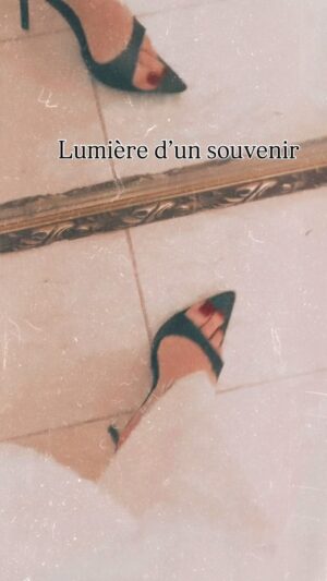 Noufissa Benchehida Instagram - #🎧 #🎤 #✍🏻 @noufissabenchehida_ Lumière d’un souvenir #hayak #oujda