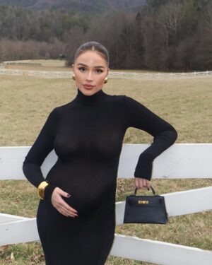 Olivia Culpo Instagram - Pregnancy outfits   life lately 🐣