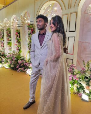 Oviya Santhakumar Instagram - Riyal Oviya 🧟‍♂️✨