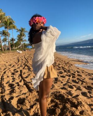 Oviya Santhakumar Instagram - It’s Moana from today yall!!! Not Oviya 🌺✨🌺