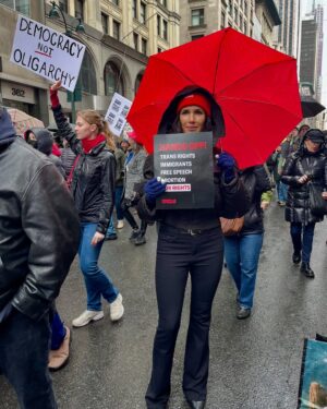 Padma Lakshmi Instagram - Many of us are feeling helpless right now, but sometimes just being in community and voicing how we feel helps. The only thing we can’t do is stay silent. #aclu #saveourdemocracy #handsoff