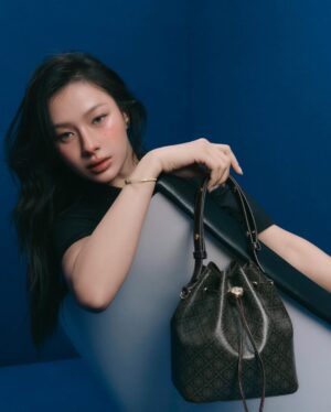 Pansa Vosbein Instagram - Elevate your look with the iconic style of the Tory Burch T Monogram Coated Canvas 

#ToryBurchThailand #ToryBurchSS25