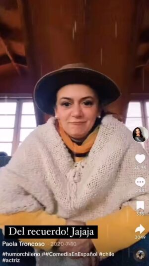 Paola Troncoso Instagram - En este día de lluvia les dejo este TikTok del recuerdo. Que tengan un lindo día❤️