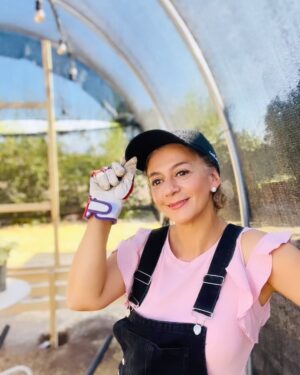 Paola Troncoso Instagram - Yaaaa!!! por fin logré editar un video, lo puse en velocidad para que no fuera tan largo, pero no se pudo más jajajaja.
Continuará…. ❤️