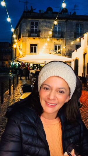 Paola Troncoso Instagram - No pude resistirme de hacer este audio viral de @estadoblao jajajja, son geniales.