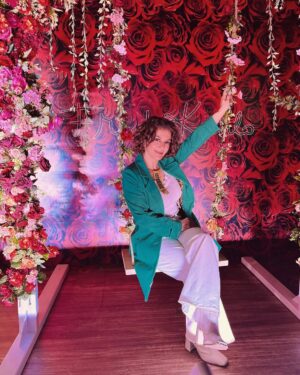 Paola Troncoso Instagram - Que linda exposición de la obra de Frida Kahlo, vayan a verla con su familia, es una gran experiencia interactiva entretenida y emocionante. @arpoulet te quiero amiga❤️