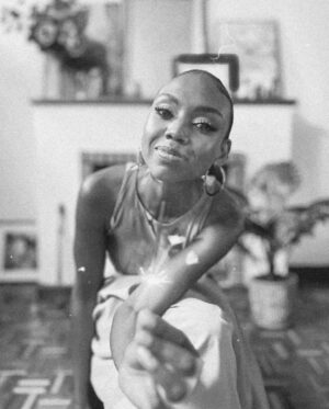 Patricia Kihoro Instagram - 39.
I am here. 
I made it through. 
This birthday has been light, and joyful.
I am grateful for love. And community.
Thank you for being here.
🌟🌟🌟