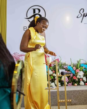 Patricia Kihoro Instagram - Is it too late to crush on some amazing women this Wednesday?

I’m still buzzing from @spritzhairstudio and @bandaribeauty’s Mother’s Day event last Saturday. Now, I’m not a mother… yet, but I was invited to bring someone special with me and so I convinced my aunt Shish to come with me and what a time we had!

I’m so grateful I got to spend the afternoon in the company of such beautiful, brilliant women. I’m so in awe of these women, most of whom I know personally. 

And the speaker!!! Yo @jennie.karina got all of us, from those in their 20s to those in their 50s on their feet, and she breathed life into every single one of us. (My reel is coming!😅 Feels like I’ve had to learn how to edit all over again and I’m still so slow).

Thank you so much @sheilandinda and @maureenbandari for hosting us. It was such a beautiful event!

All images (except the first) courtesy of @spritzhairstudio and @bandaribeauty. 

Spleng tings @mayonde and @arshley_riunga and I were wearing @bloom_kenya.
My sandals are from @sipdada and my hair is by @spritzhairstudio.

#WCW #MothersDay