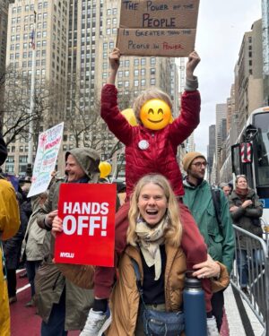 Phillipa Soo Instagram - This is what democracy looks like. Indivisible, with Liberty and Justice for all. #handsoff 

@indivisibleteam @moveon @womensmarch @nyclu 

https://handsoff2025.com/about