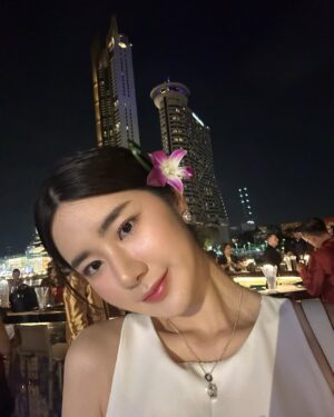 Pinyadar Salinvarradar Instagram - 🌝🛳️🥂