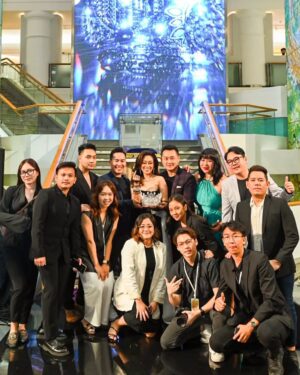 Poppy Capella Instagram - Special thanks to
@riomotret and team
@slamwiyono make up
@nieldimitrij fashion stylist

"Together we stand, united in our mission to empower women and celebrate their beauty, intelligence, and strength 💪🏽👑 #PageantTeam#MissUniverseIndonesia2023 #EmpoweredWomen #RevealingCrownMoments"