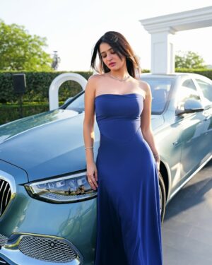 Prakriti Pavani Instagram - horsepower meets girl power 

a day with @mercedesbenzind for the @mercedesmaybach SL680 monogram series launch! ⭐

clicked by @bastihansen

wearing @select_staples