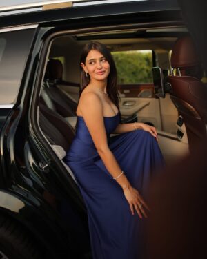 Prakriti Pavani Instagram - horsepower meets girl power 

a day with @mercedesbenzind for the @mercedesmaybach SL680 monogram series launch! ⭐

clicked by @bastihansen

wearing @select_staples