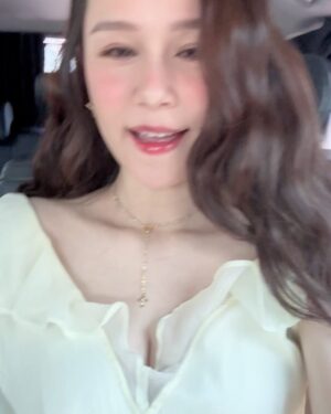 Priscilla Wong Instagram - 一家三口子去看床褥❤️
進入了不停要來回廁所，
怎樣睡也腰酸骨痛的日子，
真的很想好好睡一覺🌈
小肚子每個晚上也在開party ，
今天在出席活動期間，
也在不停跳舞，
真的每個階段也有新鮮事～ 
謝謝邀請我們一家參加開幕禮❤️
祝我們都有好睡眠☺️

#aise寶褓 #aisebaobao #AImattress #萬眾智能城 #寶褓般好睡眠

#🌈