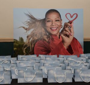 Queen Latifah Instagram - It’s my birthday! We keeping it easy, breezy, and beautiful, just like every year 😉. @covergirl #covergirlpartner

📸: @ndeshong_