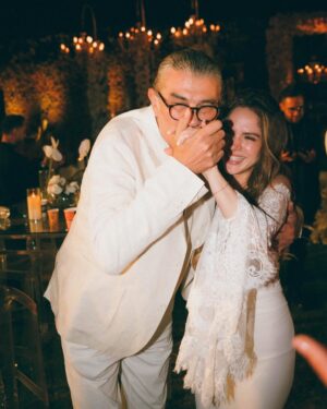 Ranna Raees Instagram - Am being a daddy’s girl forever🥹
Am blessed for having you in my life welly belly🤍
بحبك يا حب حياتي✨