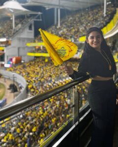 Actress Raveena Daha HD Photos and Wallpapers March 2025