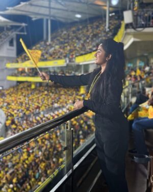 Raveena Daha Instagram - All you need is YELLOVE 🤩💛

Csk💛

#ipl #csk #ipl25 #RD #love #raveenadaha