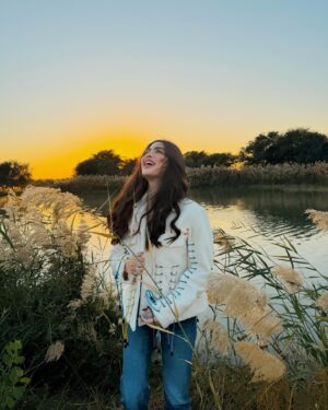 Rawan Bin Hussain Instagram - 🦢🐥🦋☀️🌳🌻🌅🤍