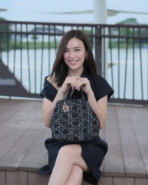 Rebecca Lim Instagram - When in doubt, wear black 🫶🏻🖤🫶🏻 
@Dior #Dior #DiorSS25