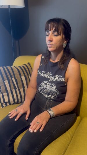 Renata Bravo Instagram - RTT transforma tu vida al desbloquear miedos, traumas y creencias limitantes. Mejora la confianza, comunicación, rendimiento, relaciones, salud y bienestar emocional. Es eficaz en una amplia variedad de temas como ansiedad, estrés, insomnio, adicciones, procrastinación, autoestima, fobias y relación con el dinero, 
Confianza y autoestima
Mentalidad obsoleta
Hablar en público y comunicación
Procrastinación
Ansiedad
Manejo del estrés e insomnio
Problemas de dinero
Bloqueos de idioma
Rendimiento físico y mental
Control del dolor
Adicciones
Fertilidad
Traumas
Desempeño sexual
Hábitos nocivos
Control de la ira y pensamiento negativo
Bloqueos mentales
Problemas de alimentación y sobrepeso
Problemas físicos y de salud
Miedos y fobias
Memoria, concentración y enfoque
Relaciones amorosas y profesionales
Regeneración celular
Sindromes Burnout 
Más información  katavasquez.coach@gmail.com @katavasquezcl