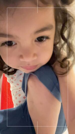 Rianti Cartwright Instagram - Nemu reels ini di drafts dong 😅, anak siapa inii @casalfonso?