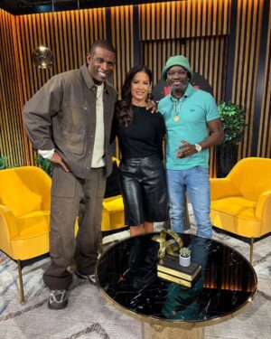 Rocsi Diaz Instagram - look who stopped by @comedianlilrel 

all new episode of We Got Time Today TONIGHT at 8pm et/5pm pt on @tubi