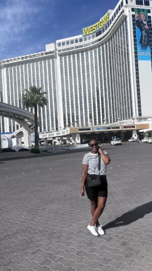 Ruth Ndulu Maingi Instagram - When you try to gamble and win 2 cents!

SORRY.

CAN’T.

GAMBLING. BYE.

#travelgram #travelling #gambling #funmoments #lasvegas #explore #instagramxvidcon