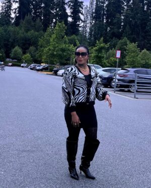 Ruth Ndulu Maingi Instagram - Believe in yourself, take on your challenges, dig deep within yourself to conquer fears. Never let anyone bring you down. You got this!

Happy Tuesday Fam!

#gratitude #tuesday #explore #goodday #memories