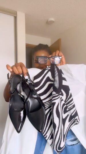 Ruth Ndulu Maingi Instagram - ✨GRWM

✨Let’s have fun with clothes for A Movie Date! 

Can you guess the Movie?!

👜 @prada 

#outfit #inspo #dressup #grwm #grwmreel #grwmoutfit #fashion #explore #explorepage #moviedate