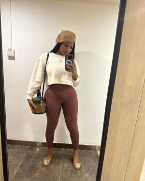 Salma Mumin Instagram - Fully loaded 🌟🏅🧚🏾‍♀️💀✈️