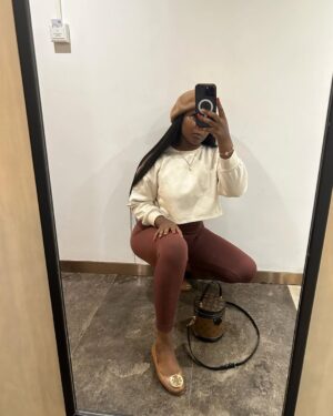 Salma Mumin Instagram - Fully loaded 🌟🏅🧚🏾‍♀️💀✈️