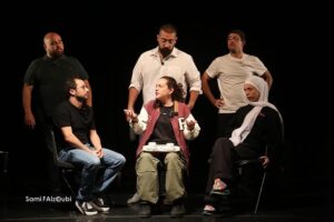 Salsabiela A Instagram - مسرحية "الكاتب" وفريقها الفخم
انبسطت من قلبي اني كنت جزء من هذا الفريق الذي يبحث دائما عن التغير والتطوير ولا يبحث عن التنظير 🙏

وانبسطت من قلبي انه قدرنا نجيب جمهور على مهرجان "الفنانين" نفسهم ما بعرفوا عنه.

وانبسطت من قلبي كمان اني قدرت احكي لو 1% من مشاكل الفنانين في الاردن 🇯🇴