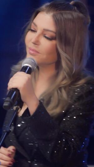 Samira Said Instagram - انا مش عايزة اتعذب تاني..
ارجوك ابعد.. اتعذبت كفاية معاك 💔

كلمات: @amirteima 
الحان وتوزيع: @khaled.ezz_composer
تسجيل، ميكس وماستر: @amirmahrous