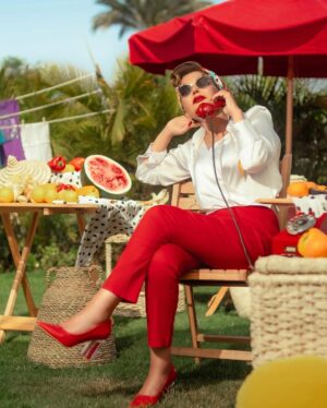 Samira Said Instagram - بس يا كداااب ❤️
#كداب

Creative Direction: @nidalhani 

Photography: @aminesmail.at 
Art Direction: @sarahhesham_artdirector 

Styled & Dressed by: @touficalhassancouture 
Makeup Artist: @amiraelmalky 
Hair by: @hamomohsen 
Jewelry: @amazjewellery.eg 

Shoot Production: @taglinemena