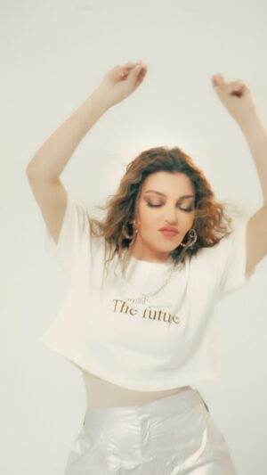 Samira Said Instagram - 𝗭𝗔𝗡𝗡 | 𝗦𝗢𝗢𝗡

@amrmostafa @mostafanasser.official 
@taym.musicproducer @nidalhani