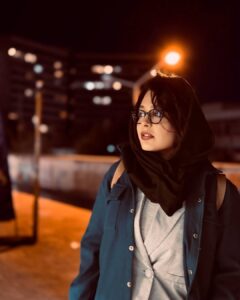 Actress Sania Salari HD Photos and Wallpapers April 2025