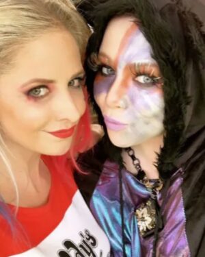 Sarah Michelle Gellar Instagram - “Michelle, listen to me. Listen. I love you. I will always love you. The hardest thing in this world, is to live in it. I will be brave. I will live… for you” 
💔💔💔🗝️
