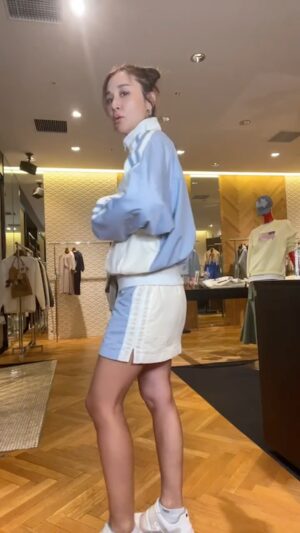 Sarina Suzuki Instagram - 鈴木紗理奈✖️@doublestandard_official 

コラボ
ゴルフウェア⛳️