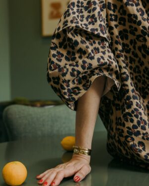 Sasha Alexander Instagram - spotted: leopard is my new neutral. Just add lemons🍋. www. sashaalexander. us
