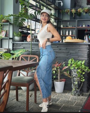 Shanvi Srivastava Instagram - 🦋 now and always 💕
.
.
.
#shanvisri #shanvisrivastava #cafe #travel #columbo