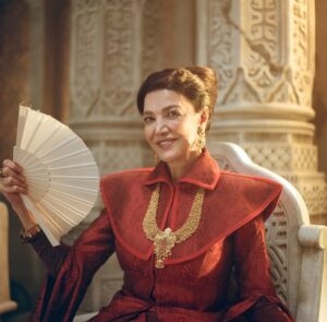 Shohreh Aghdashloo Instagram - Red is the new black.