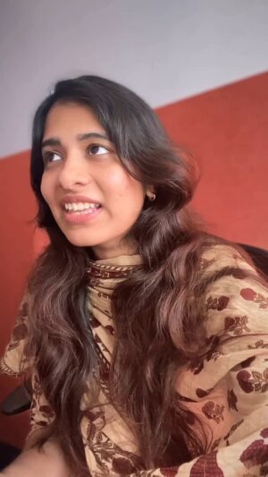 Shrinidhi Padmanaban Instagram - Like why am I like this 🤦🏻‍♀️🥲