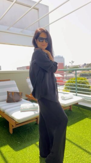 Silvana Arias Instagram - All @zara 🖤 Domingo súper cómodo y chic ✨
#QuePonerte #zaraset #lookdodia #ropademoda