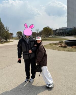 Son Ye-jin Instagram - 👻