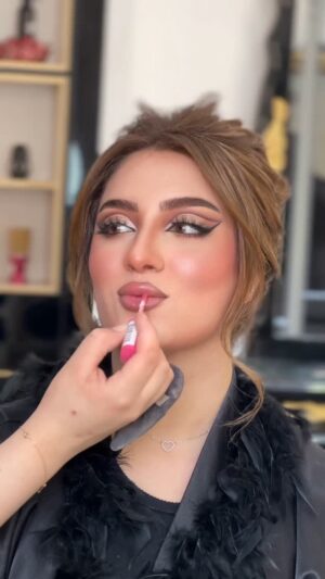 Souhila Ben Lachhab Instagram - اليوم أشرفنا على طلة الجميلة سهيلة بن لشهب #beauty #مكياج #tendance