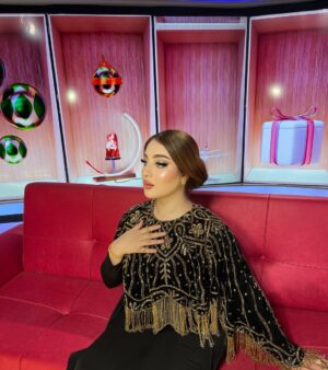 Souhila Ben Lachhab Instagram - مساؤوووو 💕
وش رايكم في حلقة اليوم @elwataniatv 

@kayas_collection1 💕

@mkp_sister_goals 💕

@salon_beautedujour 💕

@diamond__luxury__ 💕

#souhilabenlachhab #algeria #ramadan #سهيلة_بن_لشهب #الجزائر #رمضان
