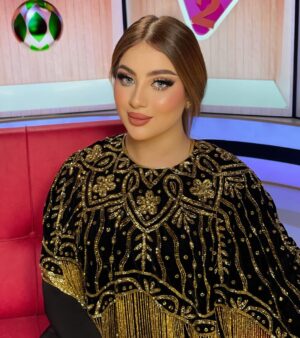 Souhila Ben Lachhab Instagram - مساؤوووو 💕
وش رايكم في حلقة اليوم @elwataniatv 

@kayas_collection1 💕

@mkp_sister_goals 💕

@salon_beautedujour 💕

@diamond__luxury__ 💕

#souhilabenlachhab #algeria #ramadan #سهيلة_بن_لشهب #الجزائر #رمضان