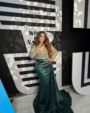 Souhila Ben Lachhab Instagram - كانت اخر حلقة من برنامج #win_with_saho نتمنى كنت خفيفه عليكم شكرا لمتابعتكم🥹❤️

Dress @la_reine_de_luxe19 & @neggafa_de_luxe ✨

Makeup @mkp_sister_goals ✨

Hair @salon_beautedujour ✨

Accessories @diamond__luxury__ ✨

#souhilabenlachhab #algeria #سهيلة_بن_لشهب #الجزائر