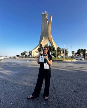 Souhila Mallem Instagram - نطالب المجتمع الدولي  بالتدخل العاجل لايجاد الحل الدائم للقضية الفلسطينية.
نحن لم نعُد نتحمل  رؤية معاناة الشعب الفلسطيني وكل الشعوب الأخرى المساندة له ، حان الوقت لأن ينعم هذا الشعب بالسلام ، وهذا السلام لن يتحقق الا بانهاء الاحتلال واحترام حق الشعب الفلسطيني في الحرية والاستقلال. 
‏🇩🇿🇵🇸🇩🇿🇵🇸✊🏽🤲🏻